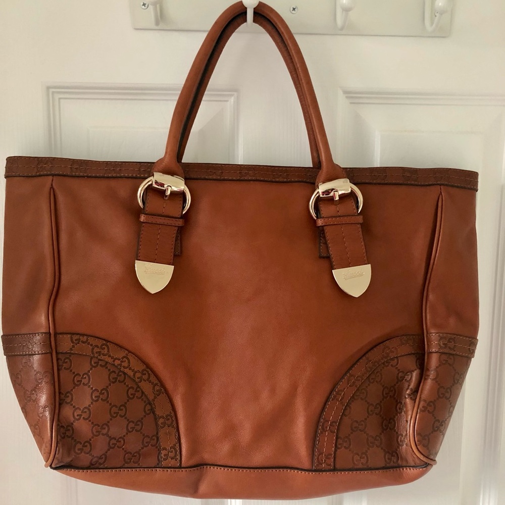Pre-loved Gucci Signoria Leather Tote